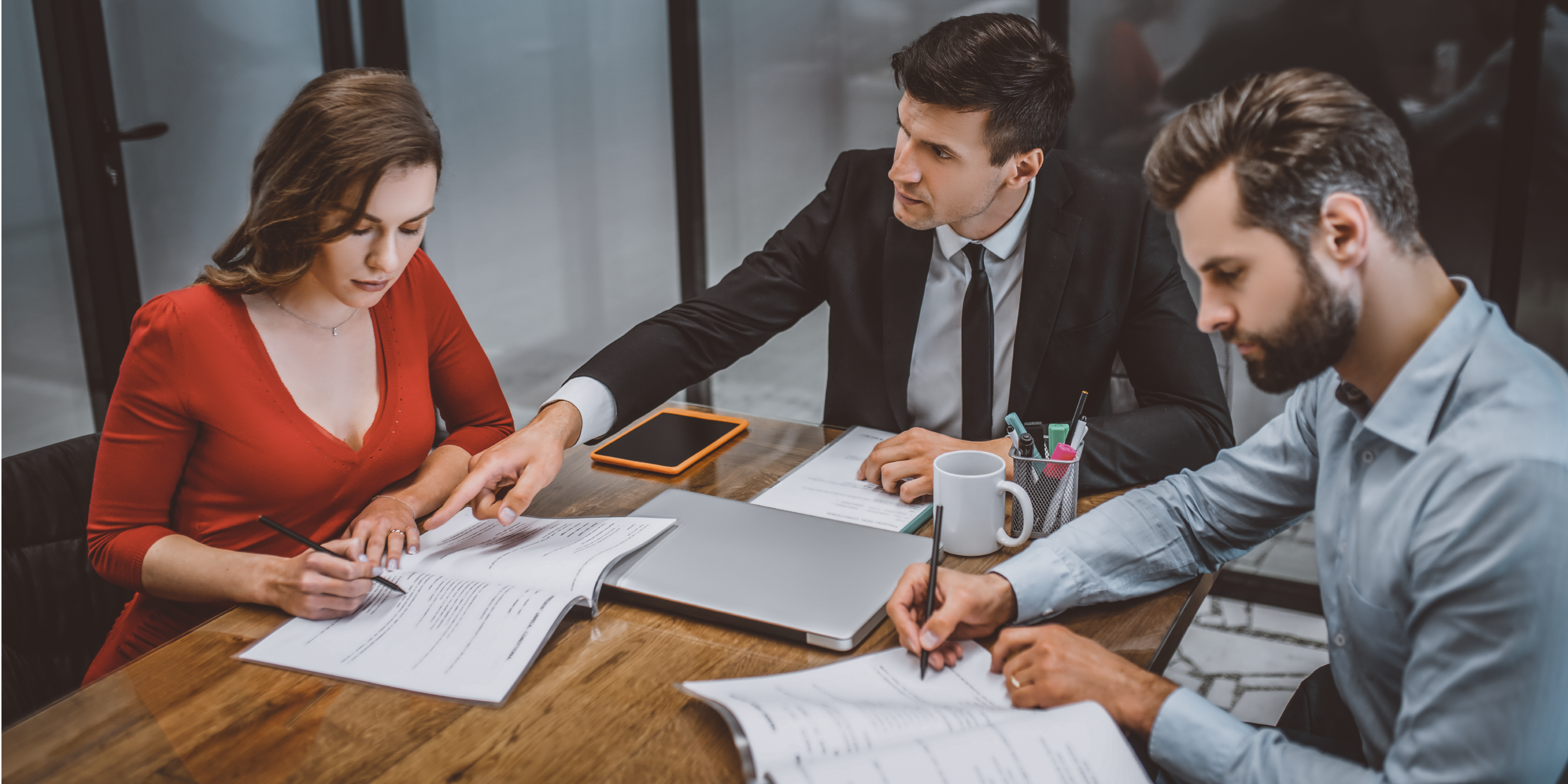 couple meets with attorney for divorce mediation